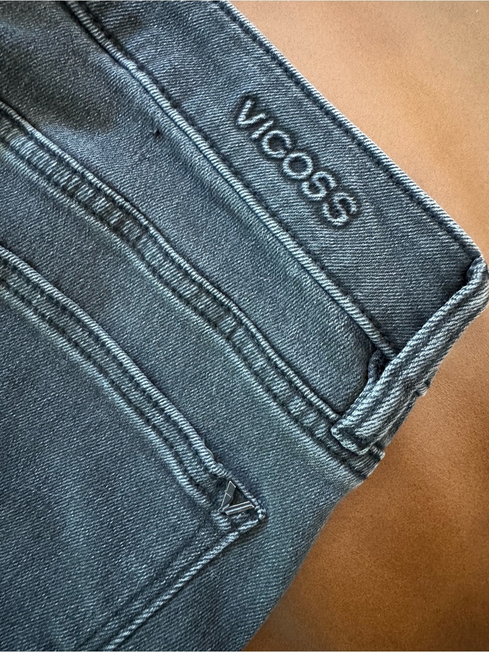 VIGOSS
Marley Mid Rise Cropped Bootcut Jean - Picture 6 of 8
